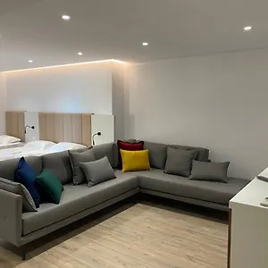 Eval Aparthotel Sarandë